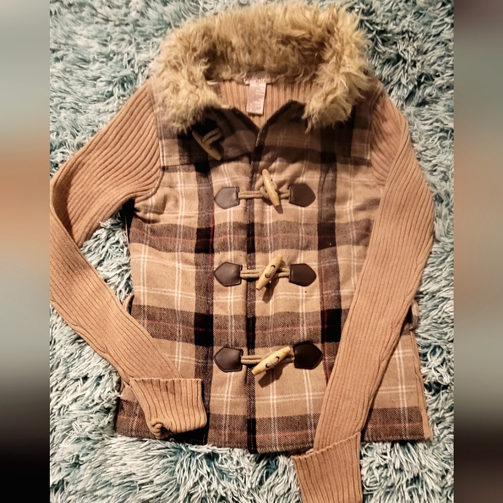 Women's sweater jacket